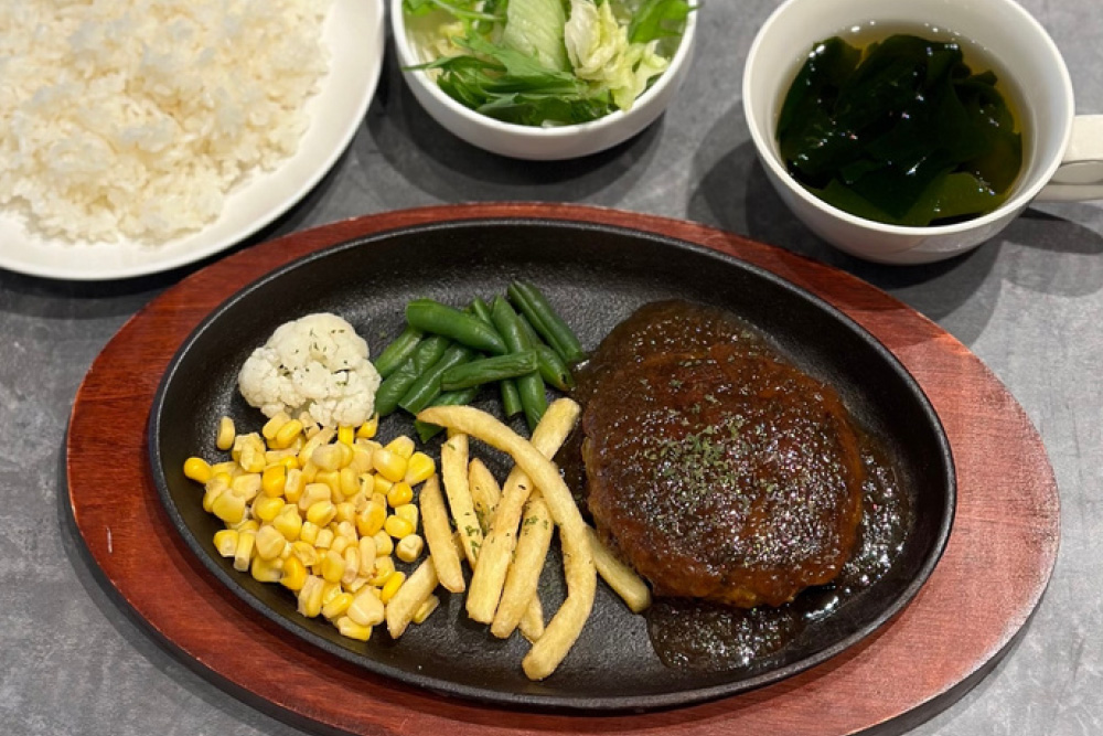 和牛おろしそハンバーグ定食